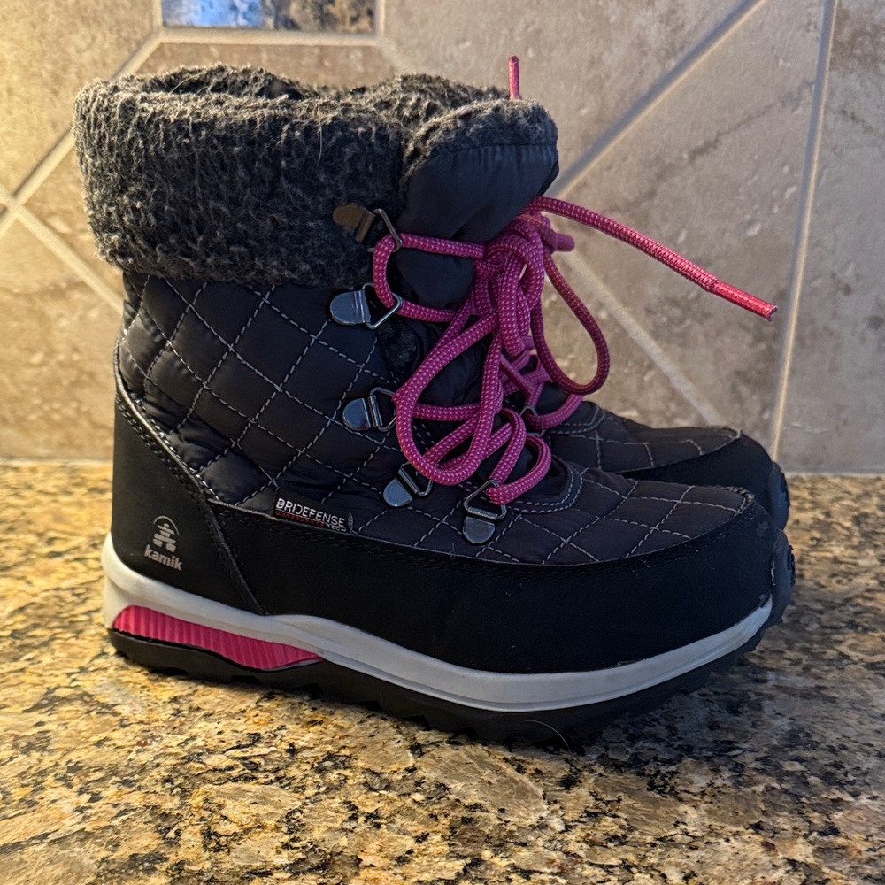 Kamik Quilted Girls Black & Pink Snow Boots